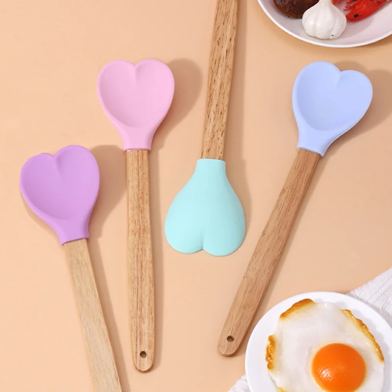 Heart-Shaped Silicone Stirring Spoon Ice Cream Scoop with Wooden Handle Heat Insulation Nonstick Baking Stick Kitchen Accessorie