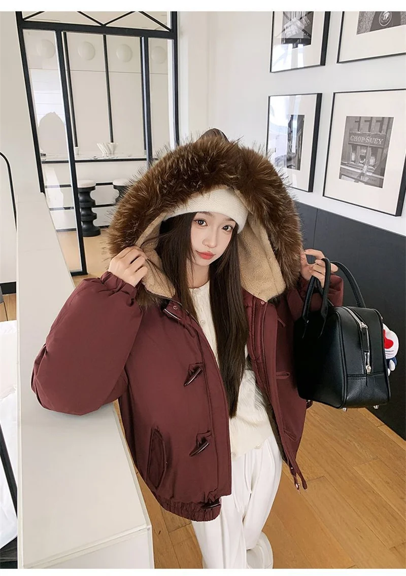 Warm Down jacket Ladies Pai Overcome Winter 2026 New Cotton Padded Coat Women Parkas Horn Hooded Outcoat Big fur collar Overcoat