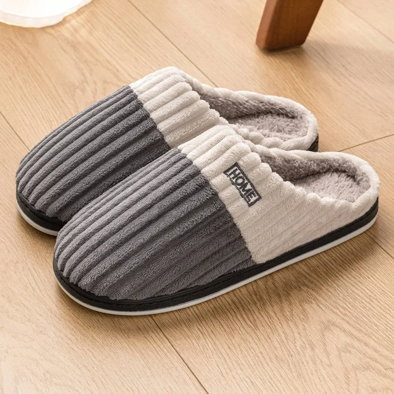 Pantoufles en fourrure coordonnantes pour hommes et femmes, chaussures souples, talon plat, peluche, chaud, maison, intérieur, chambre, couples, confort, hiver