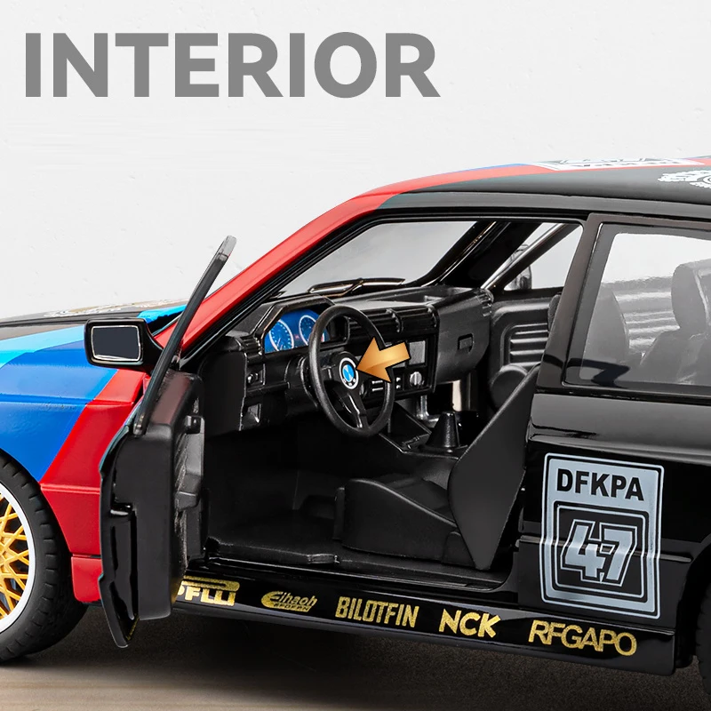 1/24 1988 M3 RacingรถE30 ดอกไม้รุ่นDie-CastโลหะMiniature Collectionงานอดิเรกตกแต่งเด็กของขวัญของเล่น