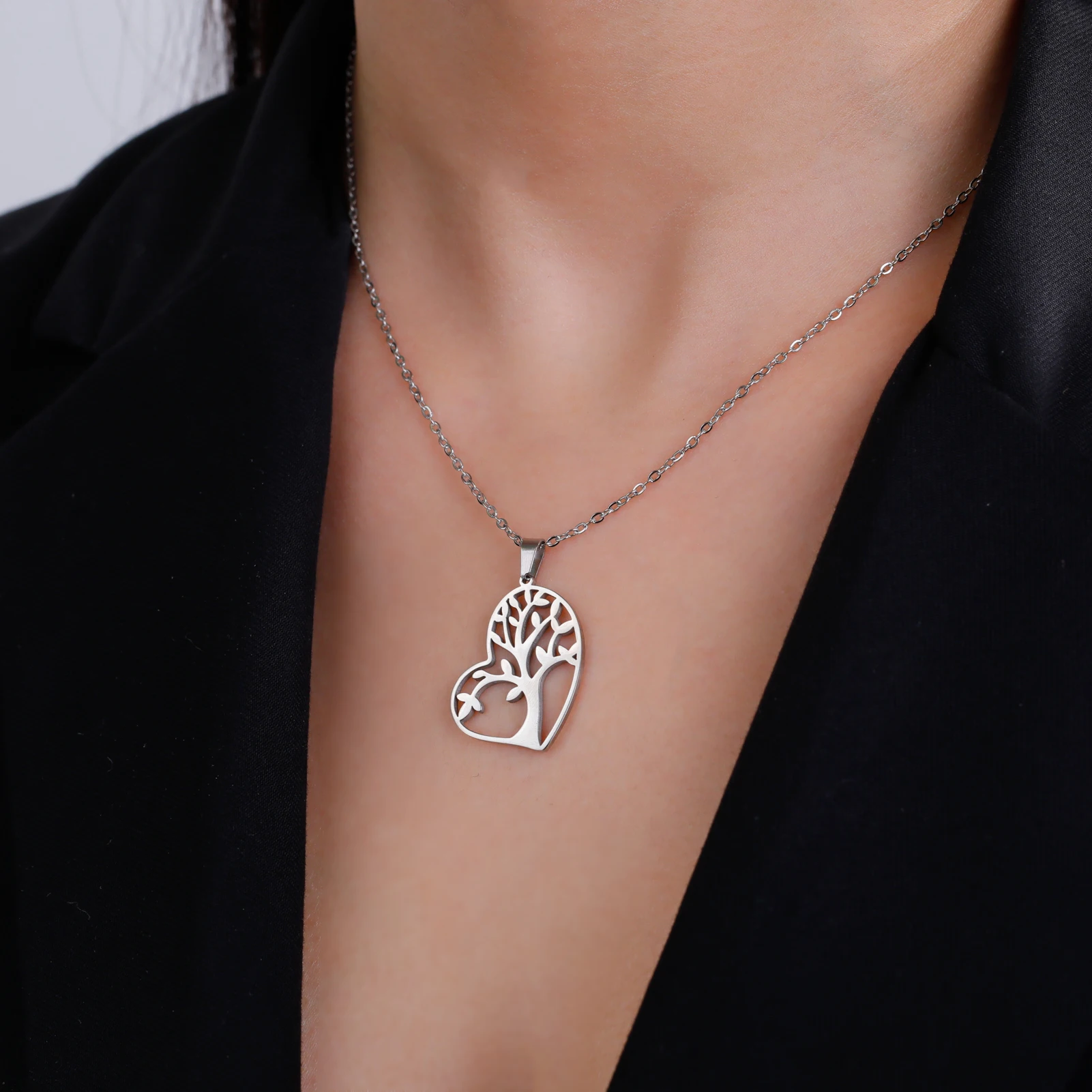 Unift Unique Tree of Life Hear - đánh giá và giá Ethnic Fashion World