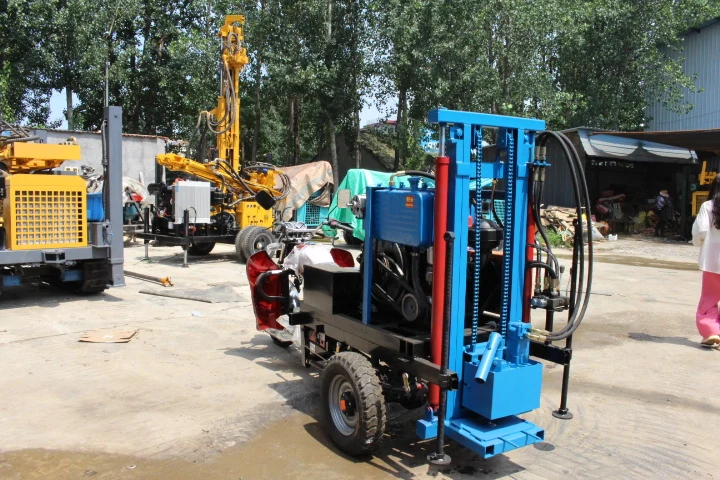 Hongrun New Engine Water Well Drilling with Pump & Motor Automatic Mobile Farm Use Drilling Diameter 325