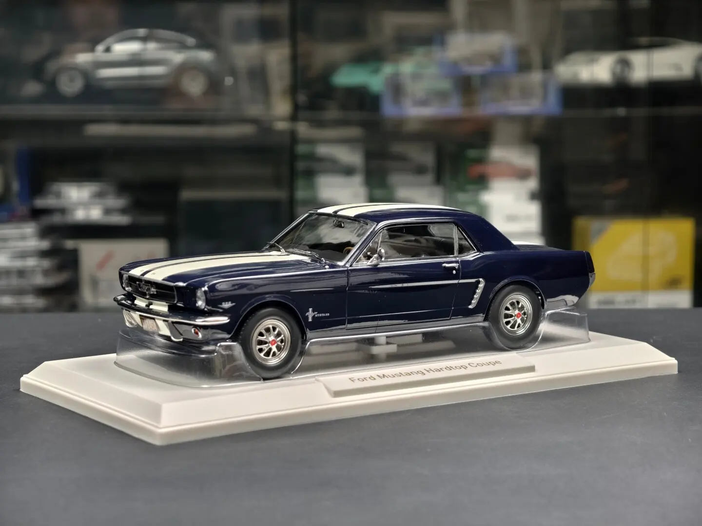 Diecast NOREV 1:18 Scale Ford Mustang Coupe 1965 Alloy Car Model view 4