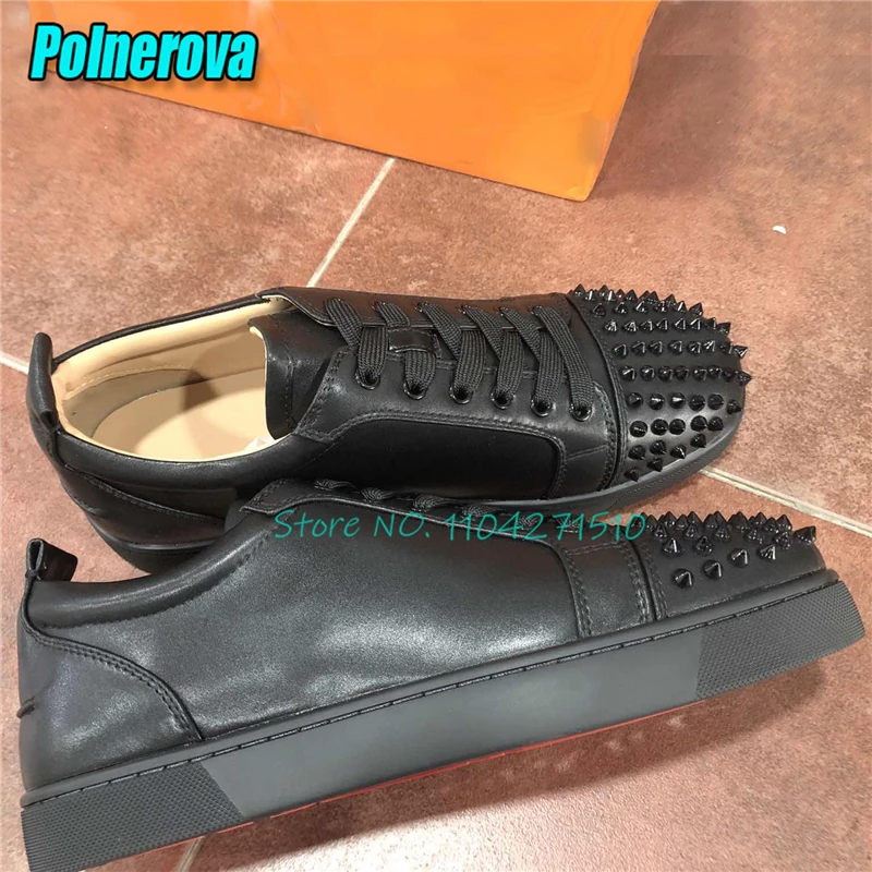 

Suede Leather Rivets Casual Sneakers for Men Women Classic Brand Design Round Toe Lace Up Comfort Walking Couple Sports Shoes