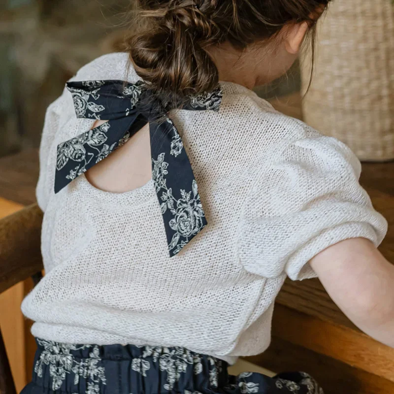 

Лето 2025 г., льняная футболка с короткими рукавами и круглым вырезом для девочек, однотонная футболка с короткими рукавами и бантом на спине