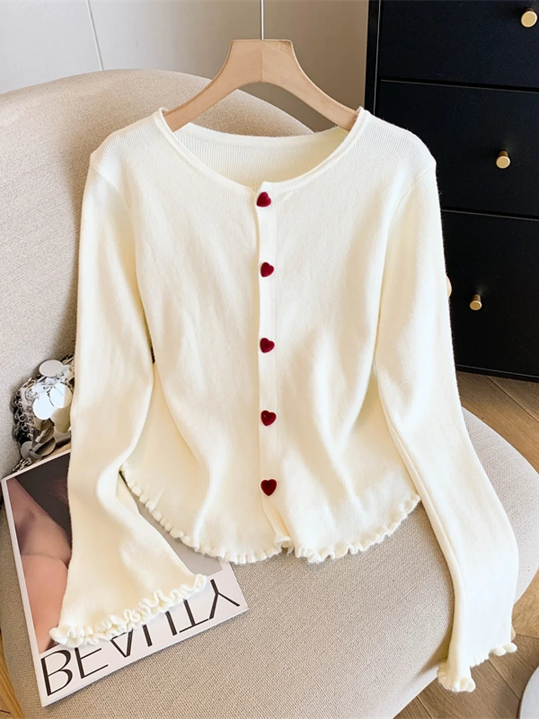 Soft Knitted Button-Up Sleeveless Sweater Women's Slim Fit round Neck Long Sleeve Autumn Winter Fashion Gentle Style Bell Sleeve