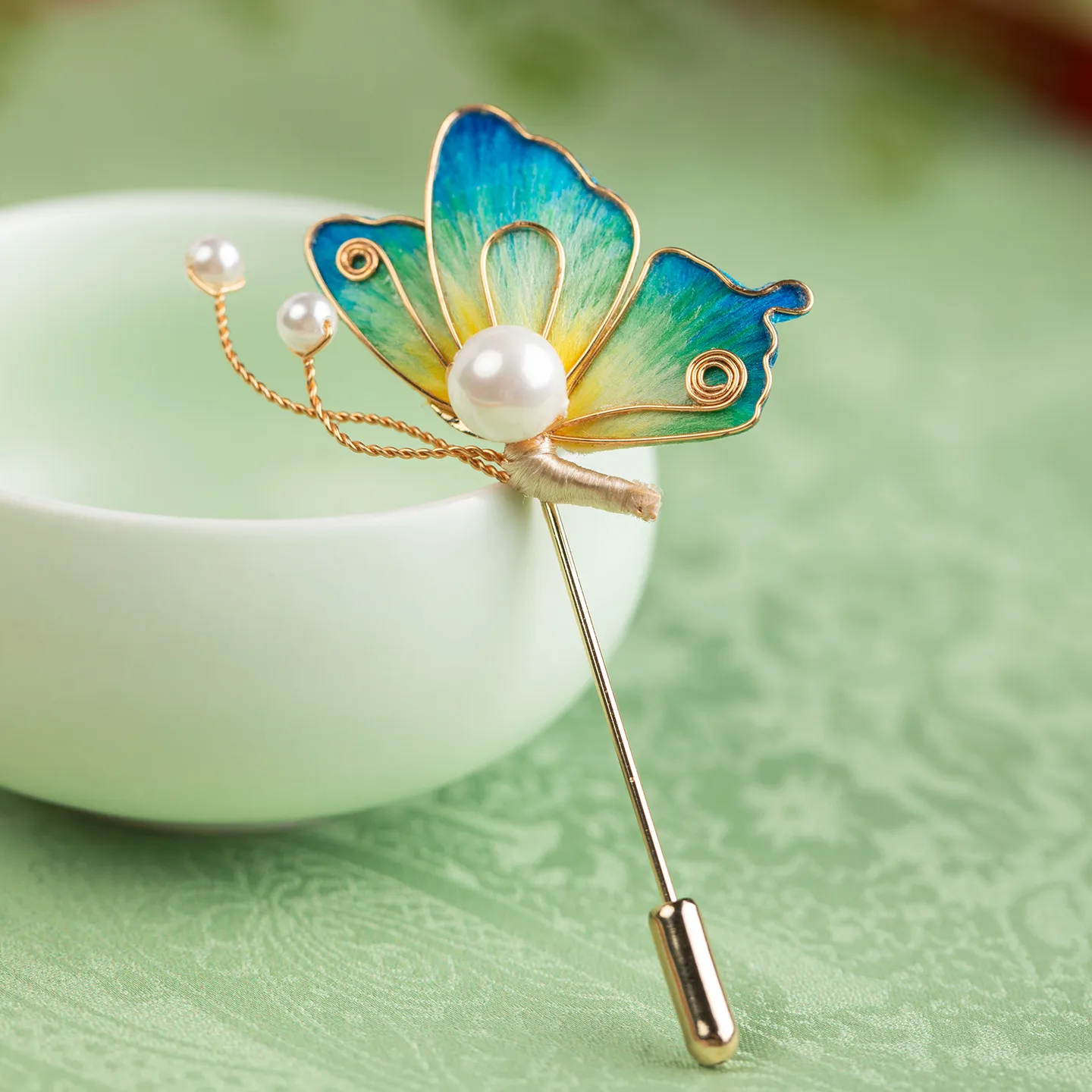 Chinese Style A Thousand Li Of Rivers And Mountains Handmade Velvet Flower Butterfly Brooch Faux Pearl Hanfu Accessory Elegant