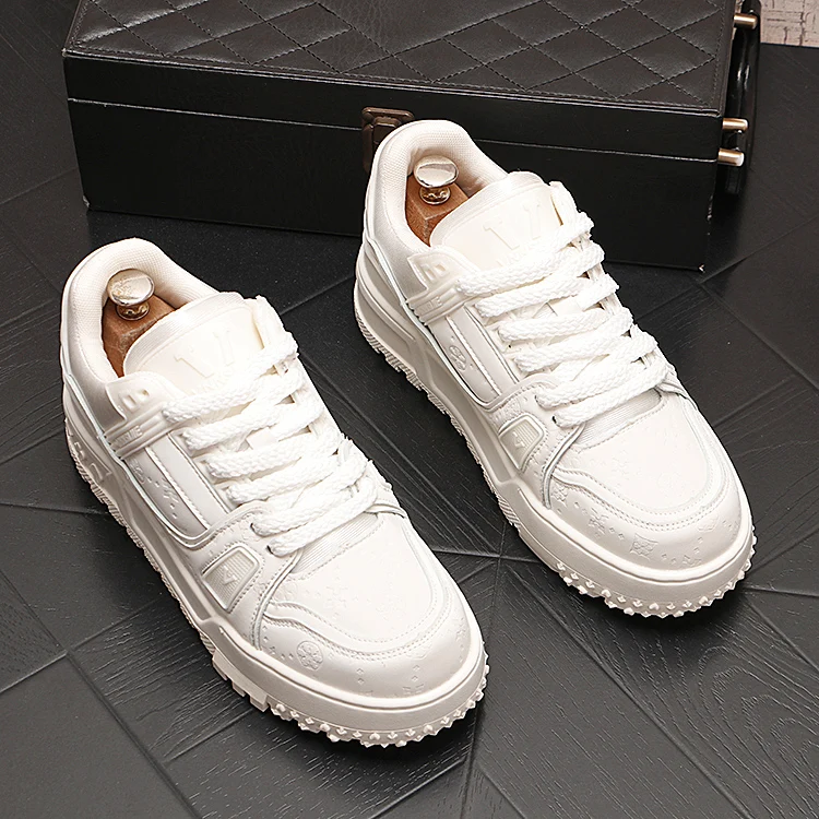 

Модные брендовые мужские туфли для доски, новинка 2025, модные удобные молодежные белые туфли с принтом для спорта и отдыха