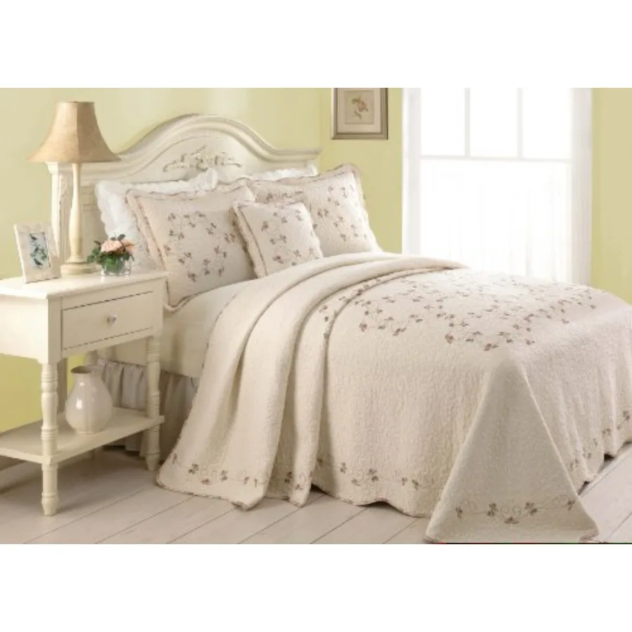 Felisa Floral Embroidered Quilted Bedspread Lightweight All Seasons Vintage Bedding Queen Size 102" W x 118" L Pink/Ivory