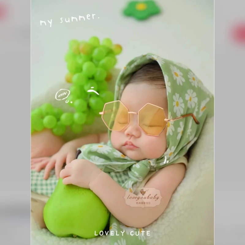 

Newborn photography props triangular scarves full moon photography costumes baby hundred day photos grape theme 아기 코스프레