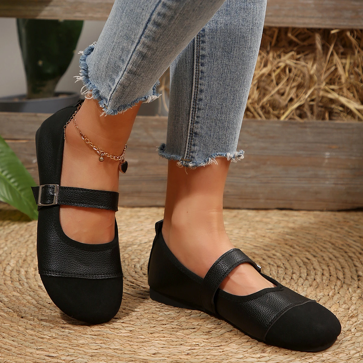Pumps Shoes for Women Low Heel Barefoot Ladies Shoes on Sale Stylish Comfortable Casual Round Toe Summer Sandals Black Low Price