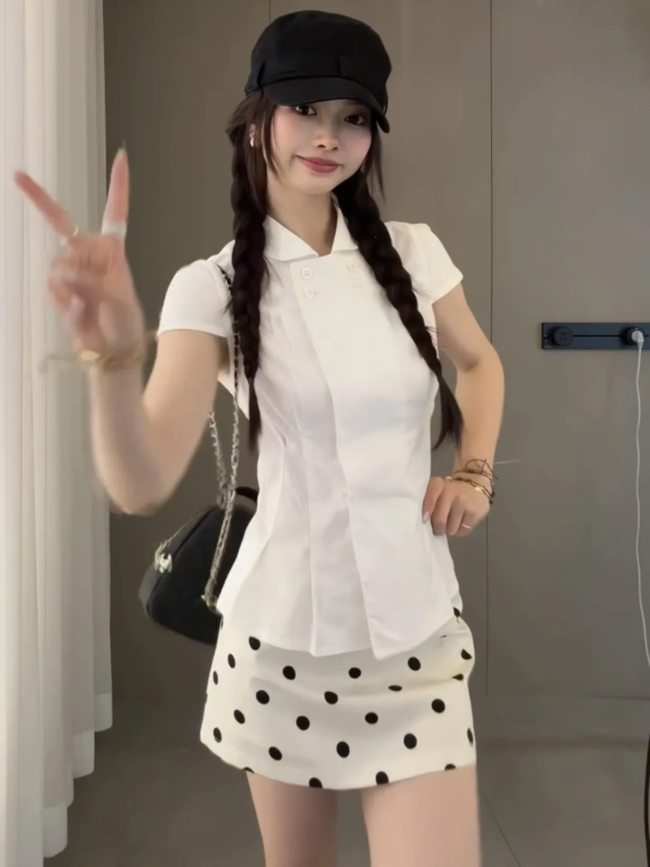 

Cotton Short Sleeve Women's Shirt 2026 New Style Spring Fashion Design Doll Collar Double Button Slim Fit Commute Style Shirt