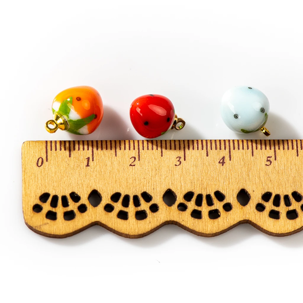 5pcs Hand-made small Strawberry Ceramic Pendant Retro Style Jewelry Fruit Beads Jewelry Part For Necklace #XN604