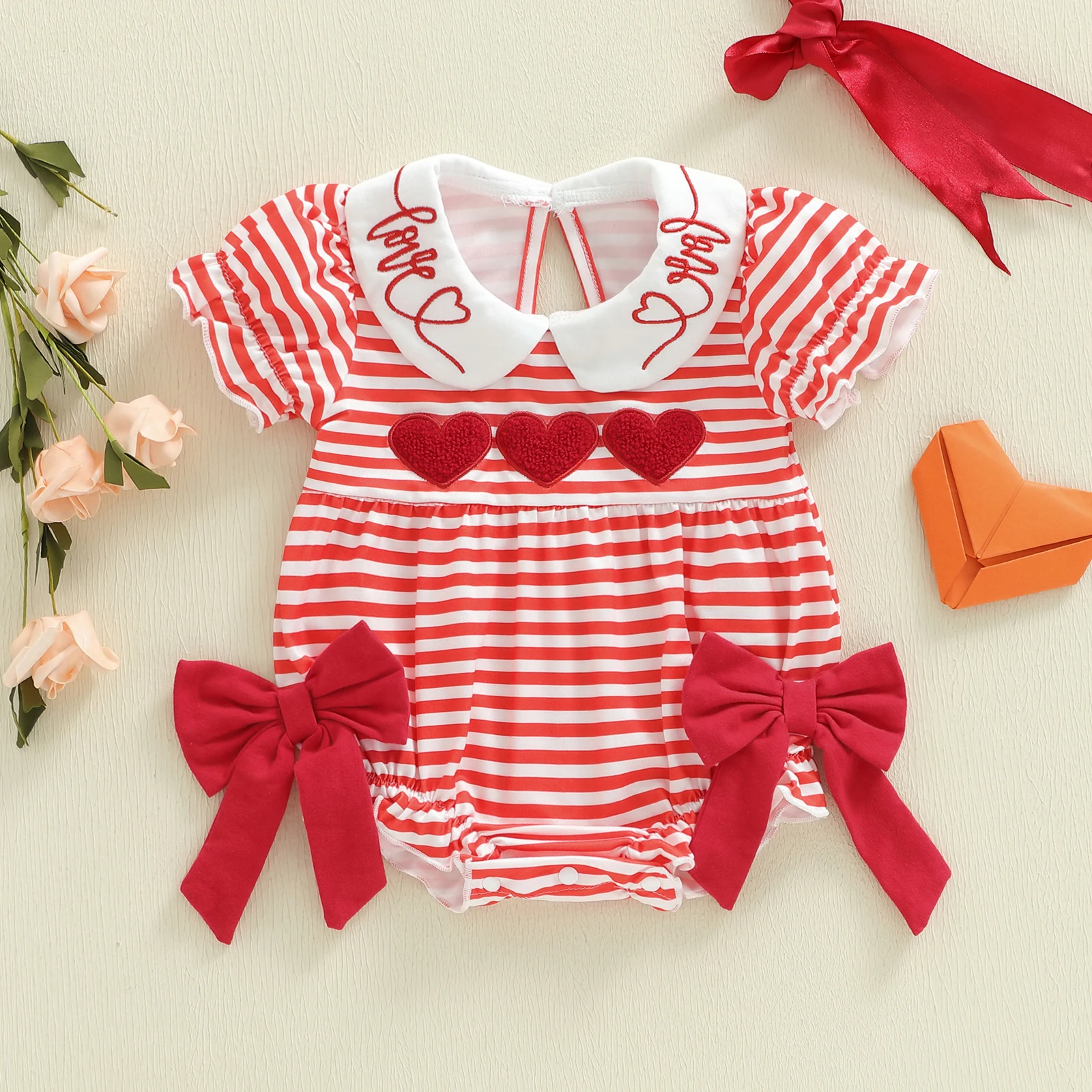 

Комбинезон Tregren для маленьких девочек с короткими рукавами, кукольный воротник в полоску, боди для младенцев с вышивкой в виде сердца, летняя одежда на День Святого Валентина