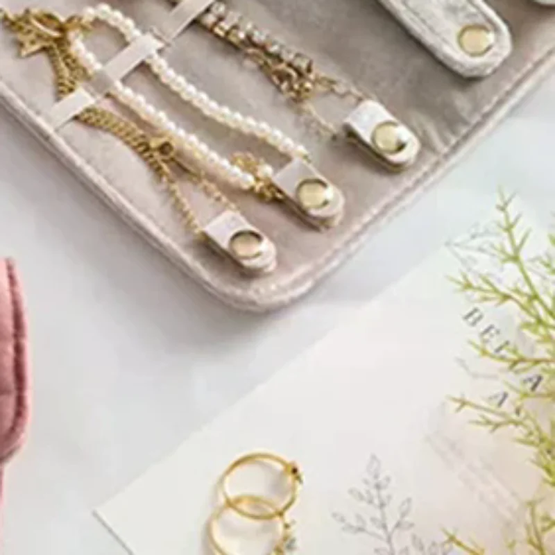 

Бархатный мешочек для украшений темно-зеленого цвета, компактный мешочек для хранения серег, для домашнего хранения и демонстрации, подарочный.