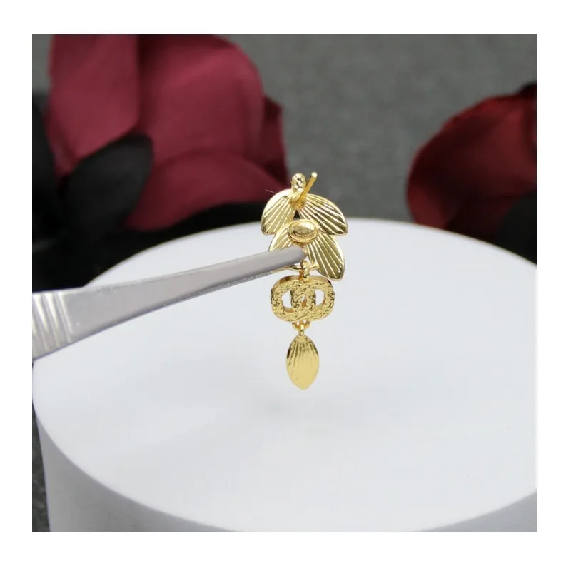 

Новые серьги Xiaoxiang Cold Wind Silver Horse Eye Wheat Ear для женщин, золотые, легкие, роскошные, высококачественные