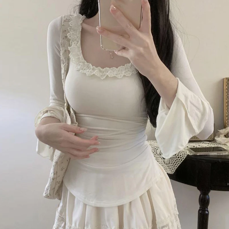 Autumn Korean Temperament Lace Panel U-neck Flared Sleeves Slim T-shirt For Women