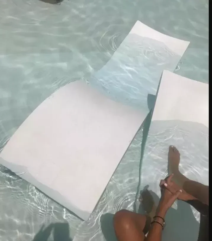 

Furniture Modern Outdoor Swimming Pool Bar Stool Waterproof Fiberglass Chair for Hotel & Villa Underwater Party Indoor Outdoor