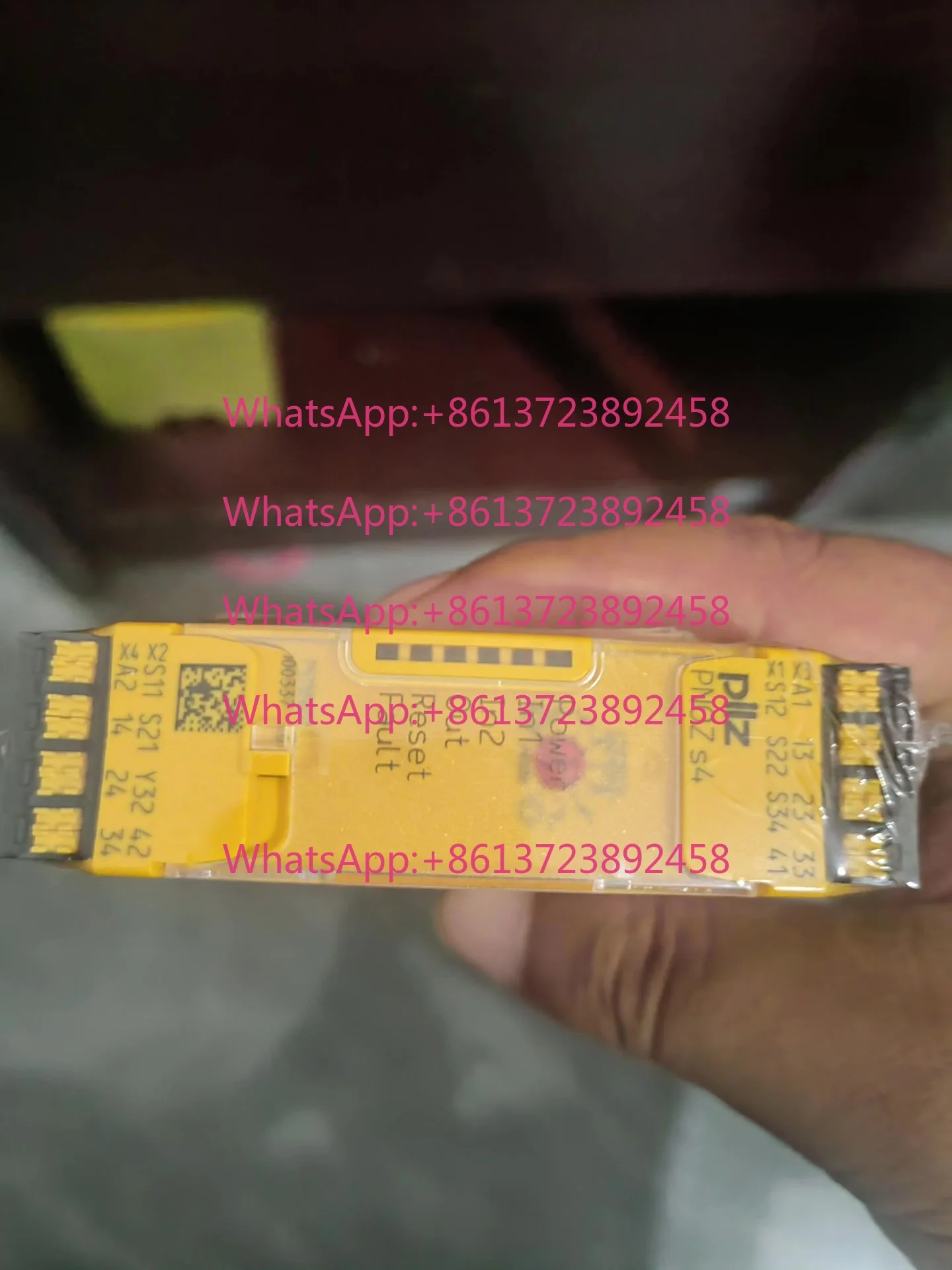 751104G1 S4 pilz safety relay