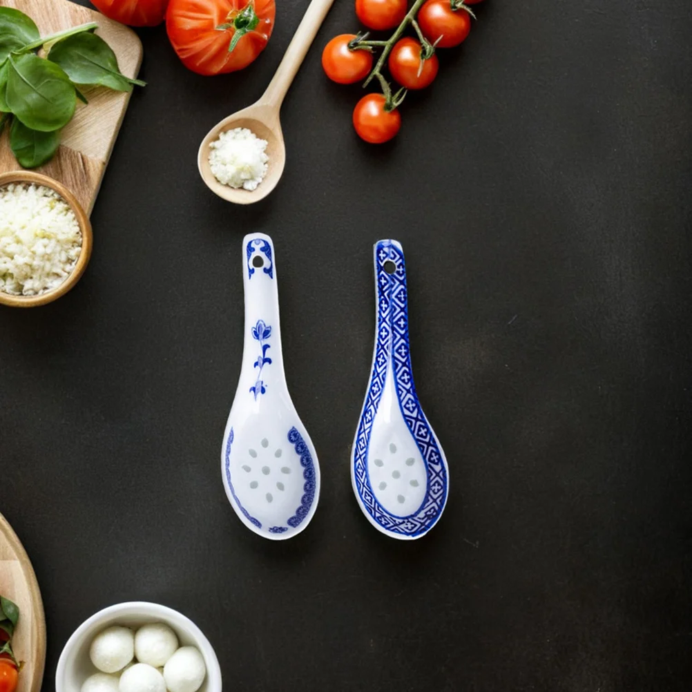 

8Pcs Blue Floral Ceramic Soup Spoons Traditional Chinese Porcelain Elegant Dining Dessert Appetizers Wonton Noodle