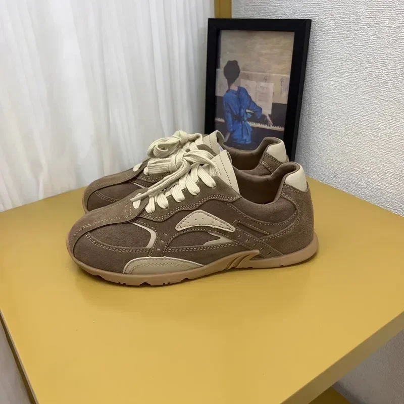 أحذية السيدات 2025 رائجة البيع الدانتيل يصل المرأة أحذية فلكنيز مختلط الألوان النساء أحذية رياضية كعب منخفض في الهواء الطلق حذاء نسائي كاجوال