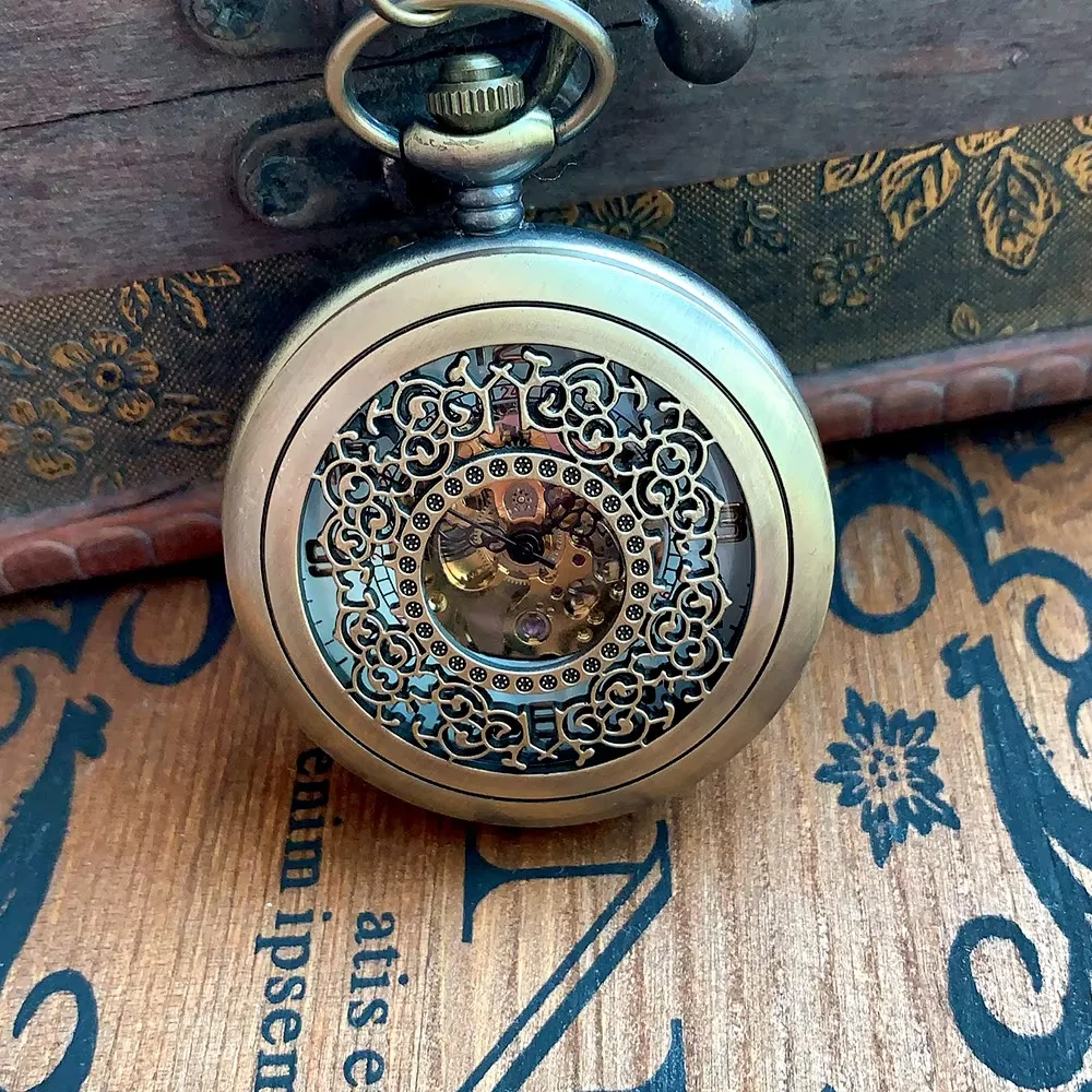 

0 Bronze creative dense flower white digital face open cover mechanical pocket watch men's and women's accessories with necklace