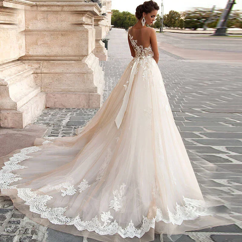 Robe de Mariée Champagne Personnalisée avec Ceinture à Perles, Tenue Élégante avec Poignées Amovibles, en Dentelle, Dos aux, avec Applique, pour Patients