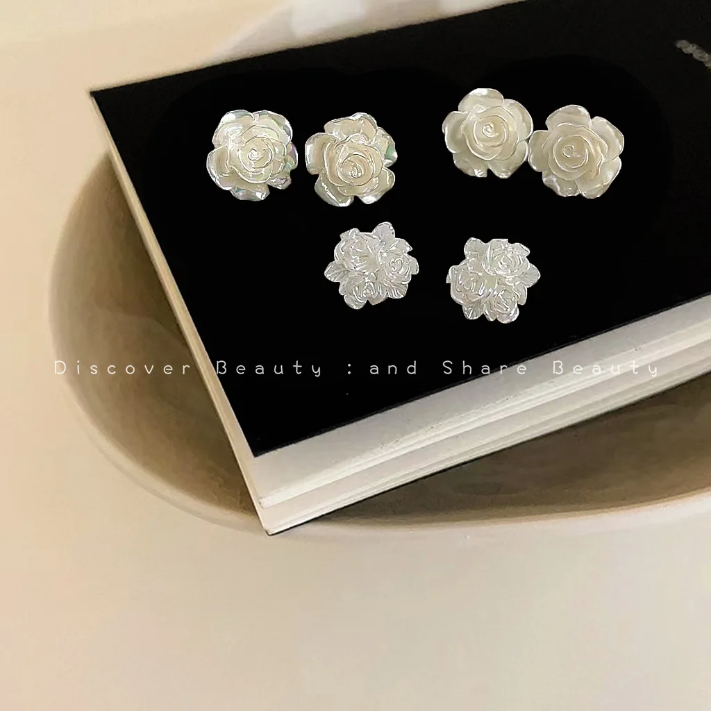 accessori-fai-da-te-orecchini-a-perno-coreani-con-piccole-rose-fresche-orecchini-da-donna-dal-temperamento-dolce-alla-francese-super-alla-moda-e-di-personalita