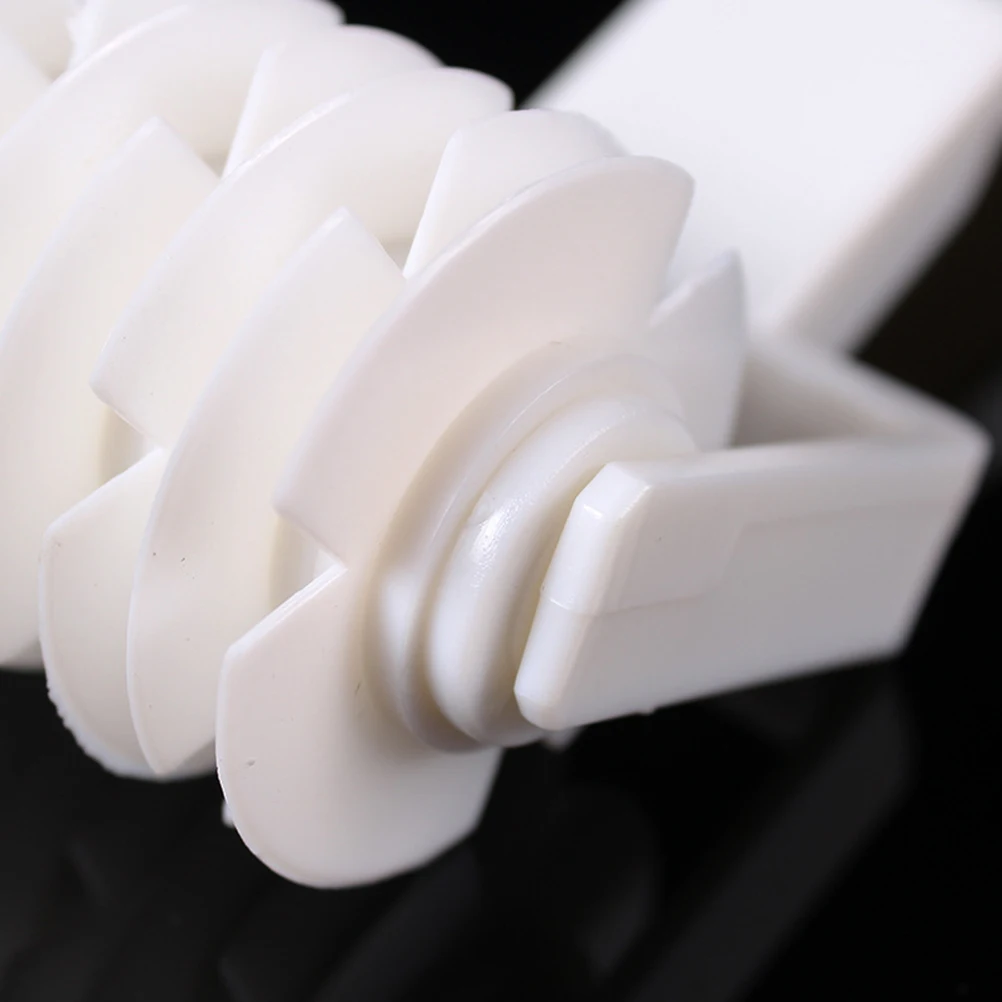 

Plastic Lattice Dough Roller for Bread Pizza Pies Cookies Biscuits Chocolate Easy Use Clean Baking