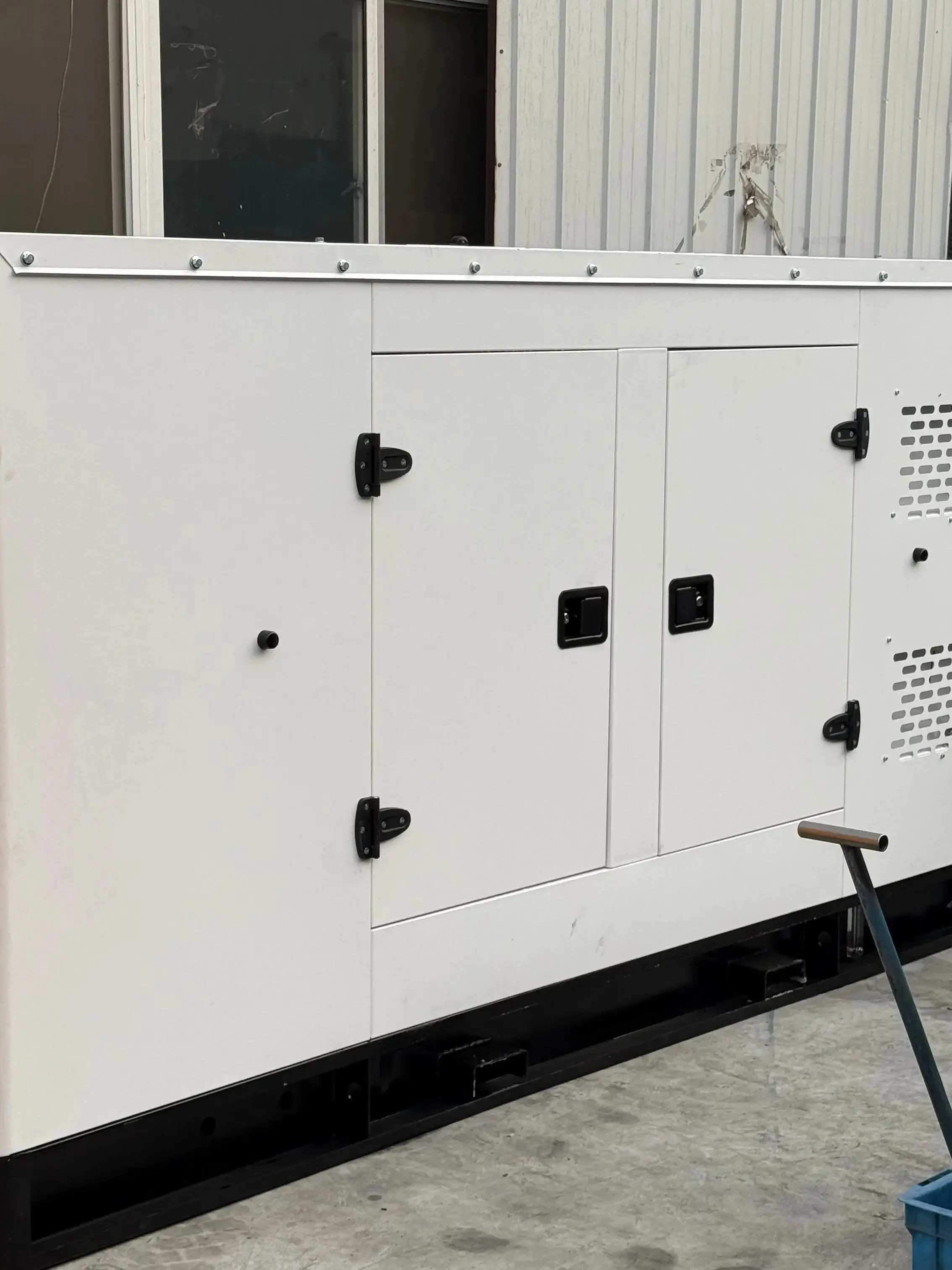 Travel Electricity Made in China Silent Electric Generators 24v Generator Engine Ready-to-use Add to Diesla Customizable