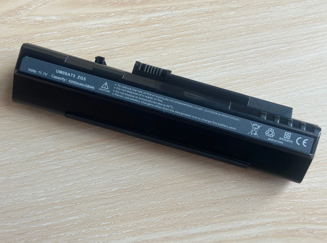 Laptop battery For Acer Aspire One KAV10 KAV60 ZG5 D150 AOA150 A110 UM08A31 UM08A51 UM08A52 UM08A71 UM08A72