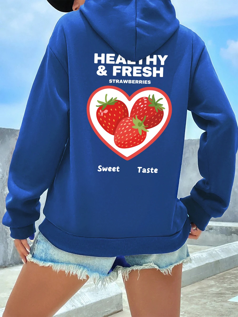 Healthy Fresh Strawberries Prints Hoodie Women Winter Fleece Warm Sweatshirt Casual Loose Pullover Street Pocket Womans Clothes