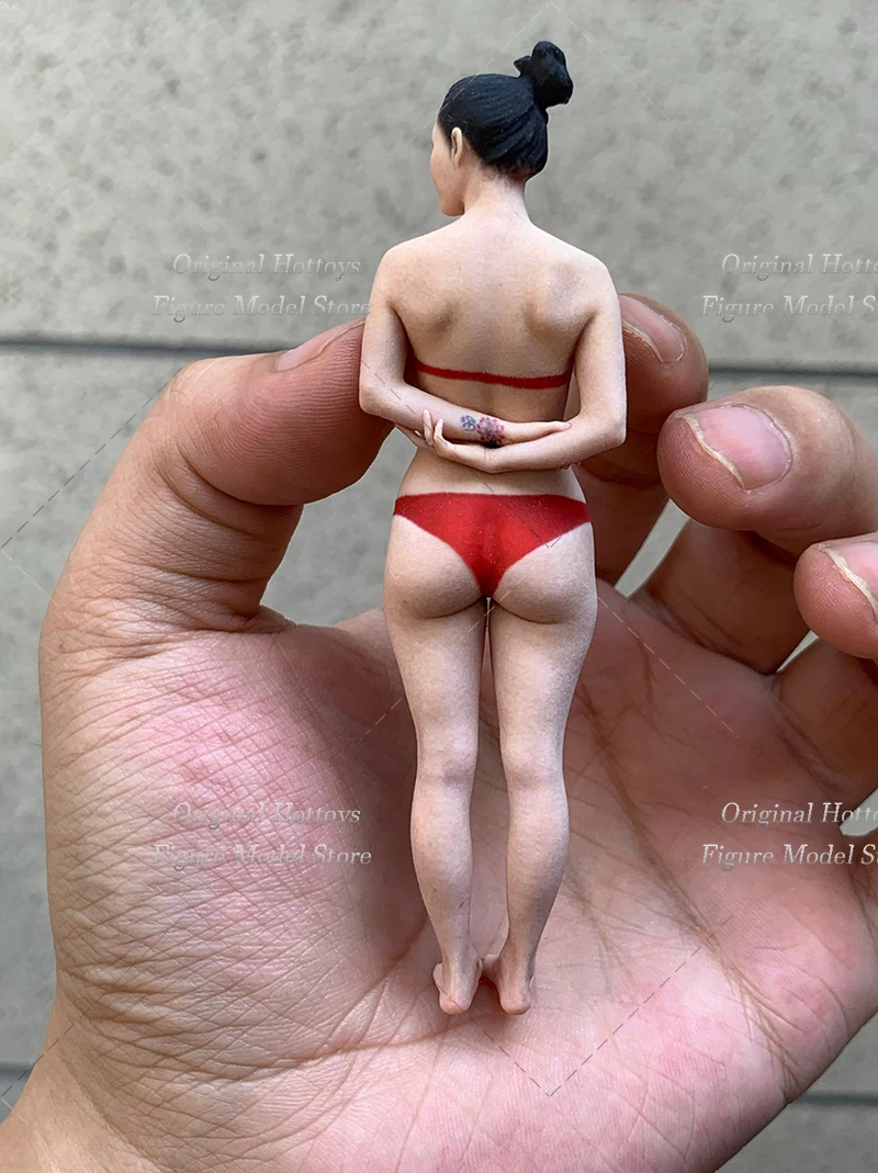 

Коллекционная миниатюрная реалистичная фигурка солдатки в красном бикини, масштаб 1/16, полный комплект, около 10 см.