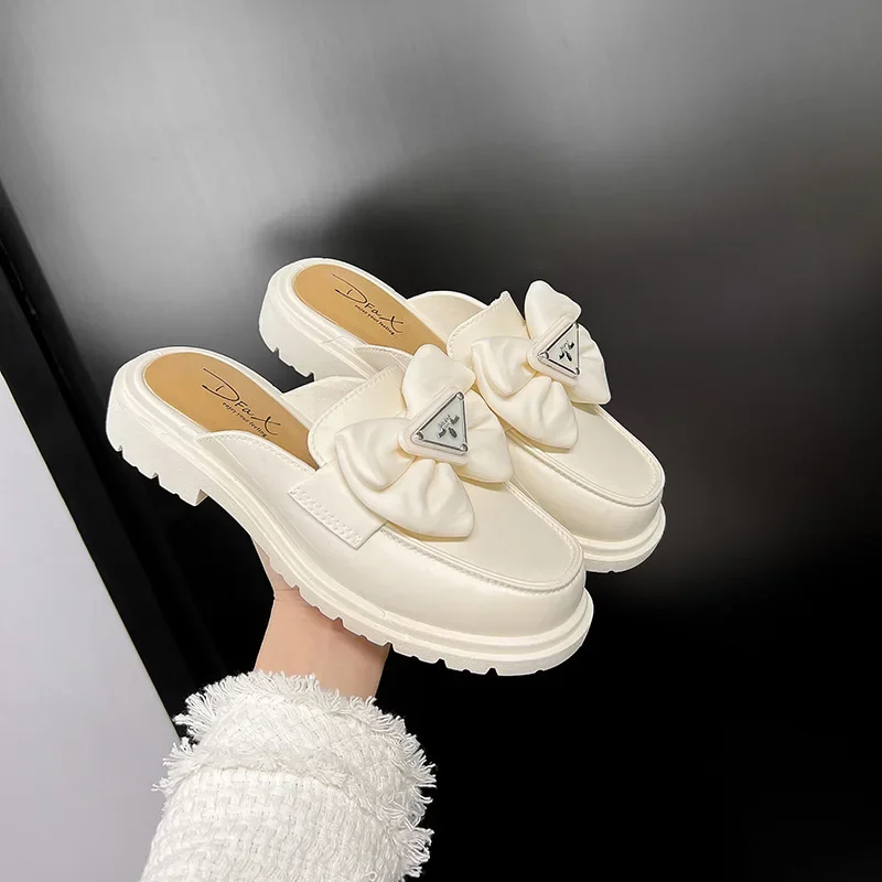 Slippers for women with thick soles, wearing Korean style cool slippers for summer, fashionable one word slippers