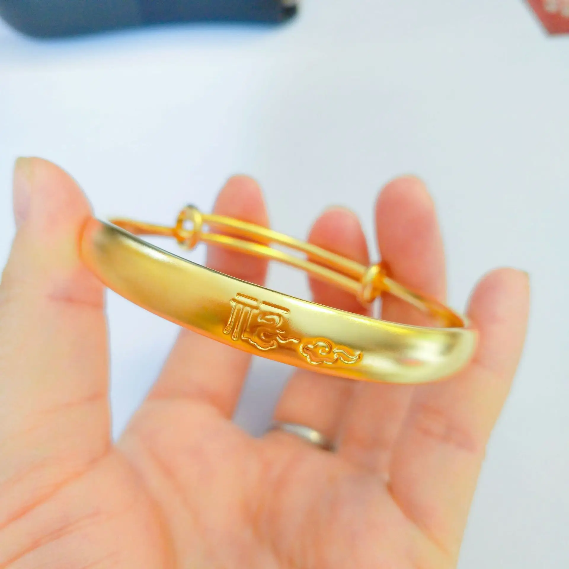 Pure gold 24K fortune bracelet AU750 gold frosted push-pull bracelet adjustable 999 bracelet Chinese style retro fortune bracele