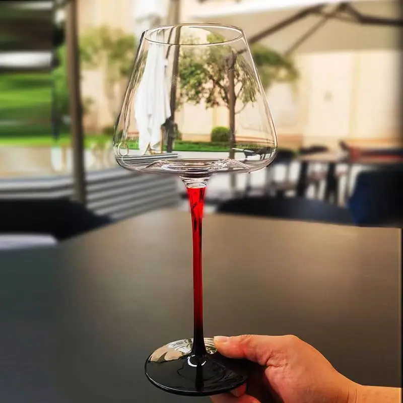 720ml Large Capacity Red Wine Glasses High Wine Glass Set Home High Value Crystal Glass Burgundy Wine Glass High Bar Barware