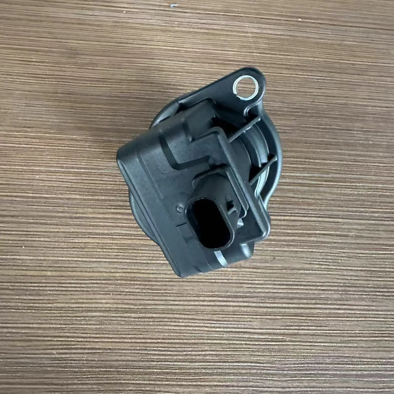 

Accessory ToolsAutomotive Parts Turbocharger Solenoid Valve 11657609210 7609210