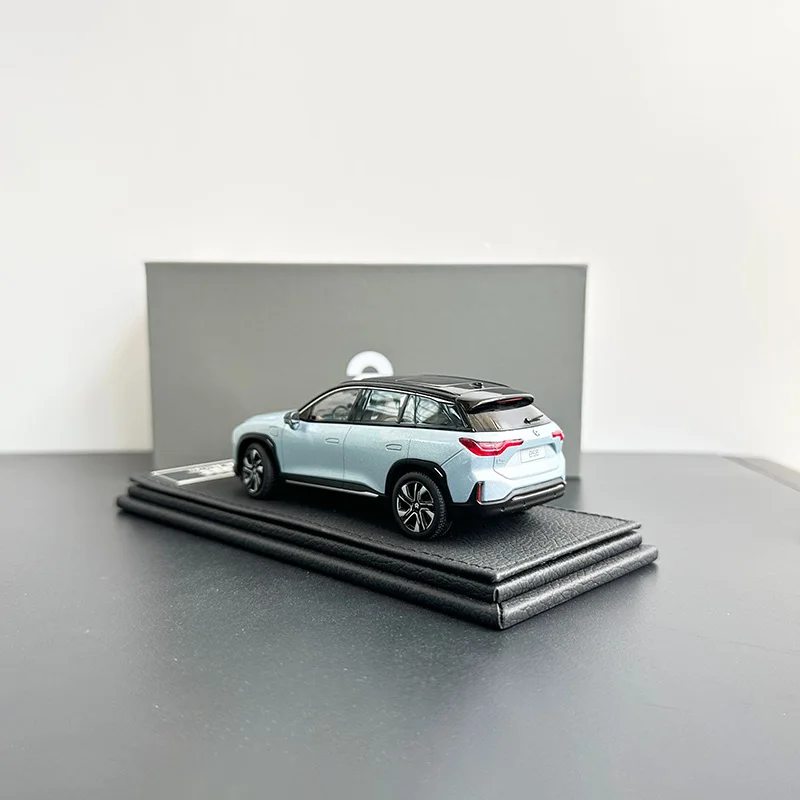 1:43 Scale NIO Life ES6 Alloy Car Model Collection Ornaments