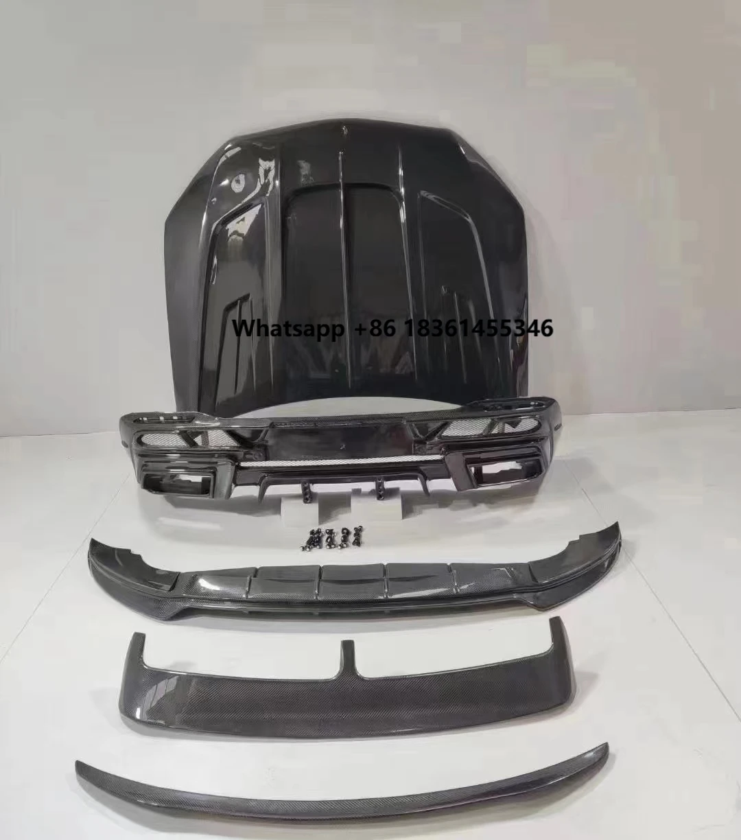 

Комплект обвеса Larte D Style из настоящего карбона C167 для Mercedes-Benz GLE Coupe: передний и задний диффузоры, автозапчасти