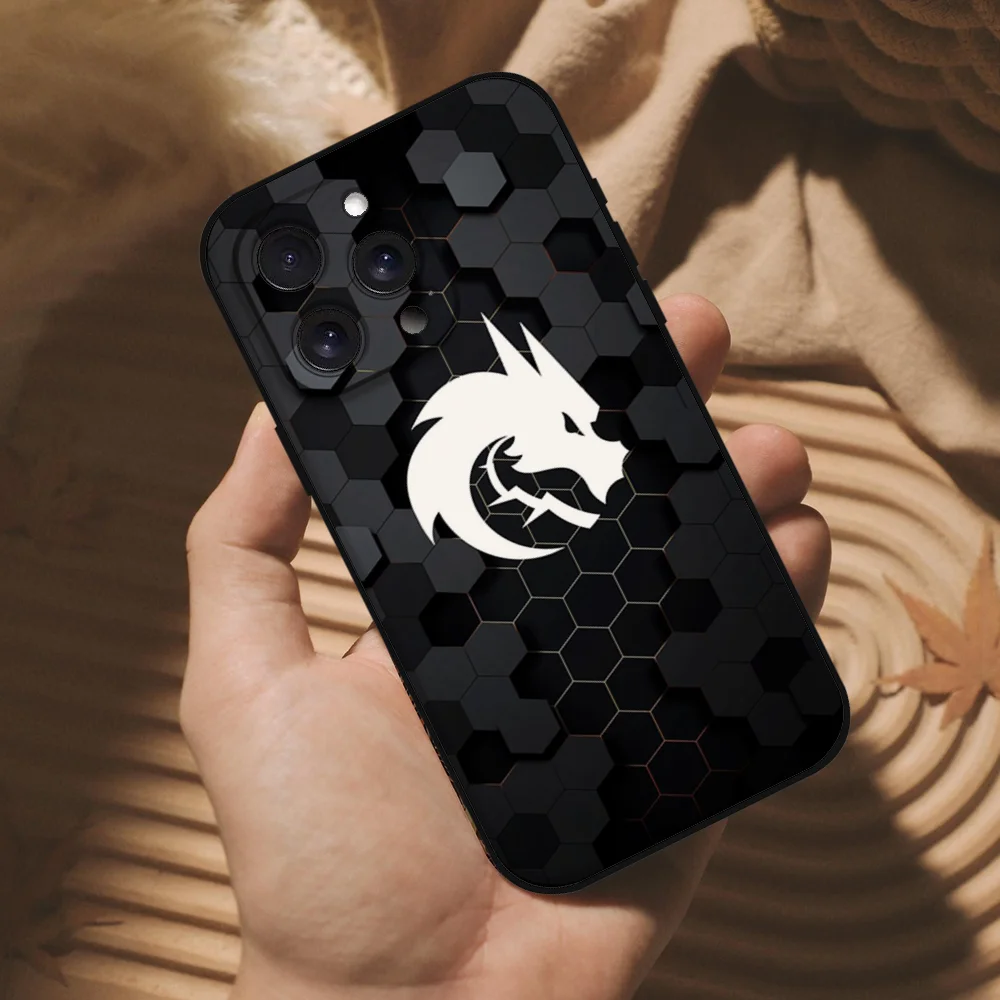 لعبة D-Dota 2 جراب هاتف آيفون 16 15 11 13 14 برو ماكس 7 8 زائد X Xr Xs ماكس 12 جراب غطاء أسود صغير