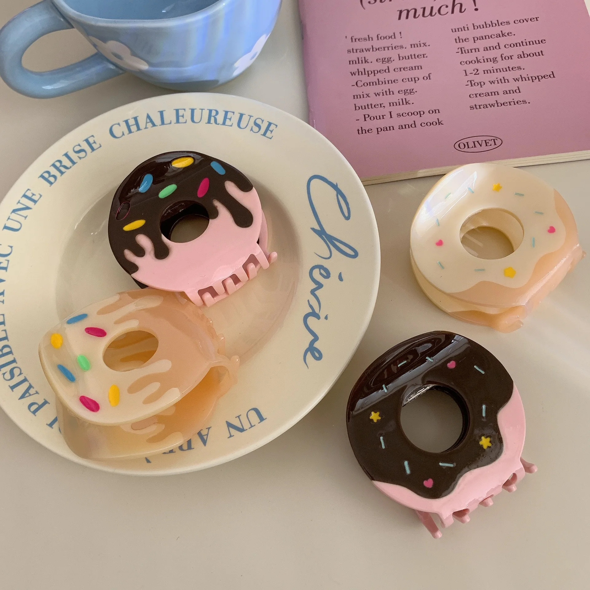 1pc  New Acetic Acid Hair Grab Creative Donut Hair Clip Cute Round Grab Clip Back of Head Disc Hair Shark Clip Hair Accessory