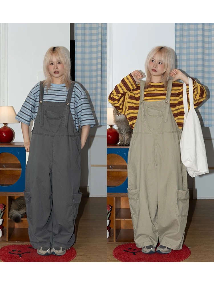 

Vintage Japanese Workwear Style Loose Fit Thin Cotton Cargo Pants with Large Pockets Casual Trousers for Young Women