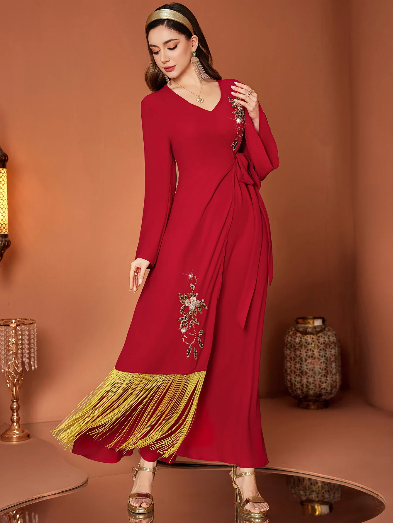 Eid Robe musulmane femmes Abaya col en V diamant robes longues gland robes Largos fête Caftan Jalabiya Ramadan Robe à lacets 2025