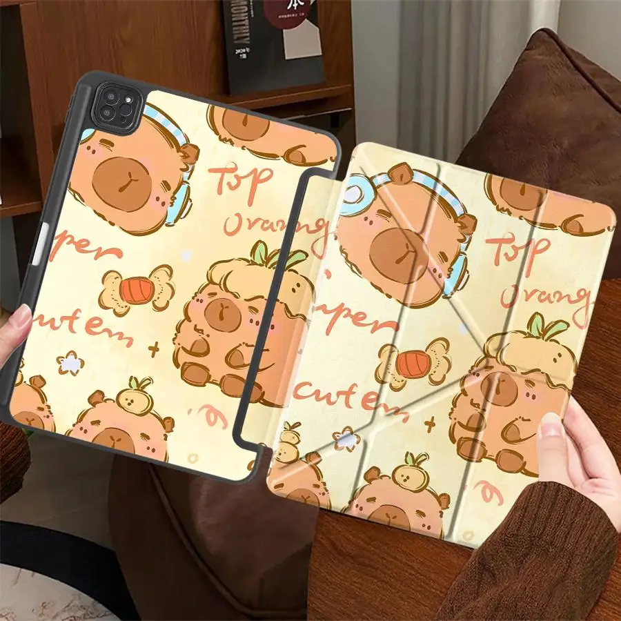 

Милый чехол-держатель с капибарой для планшетов iPad Pro 2025, Pro 11-го, 10-го, 9-го, 8-го, 7-го поколений, 12.9 дюймов, Air 4, 5, M3, M2, M4, 11 дюймов, Mini 6, 7