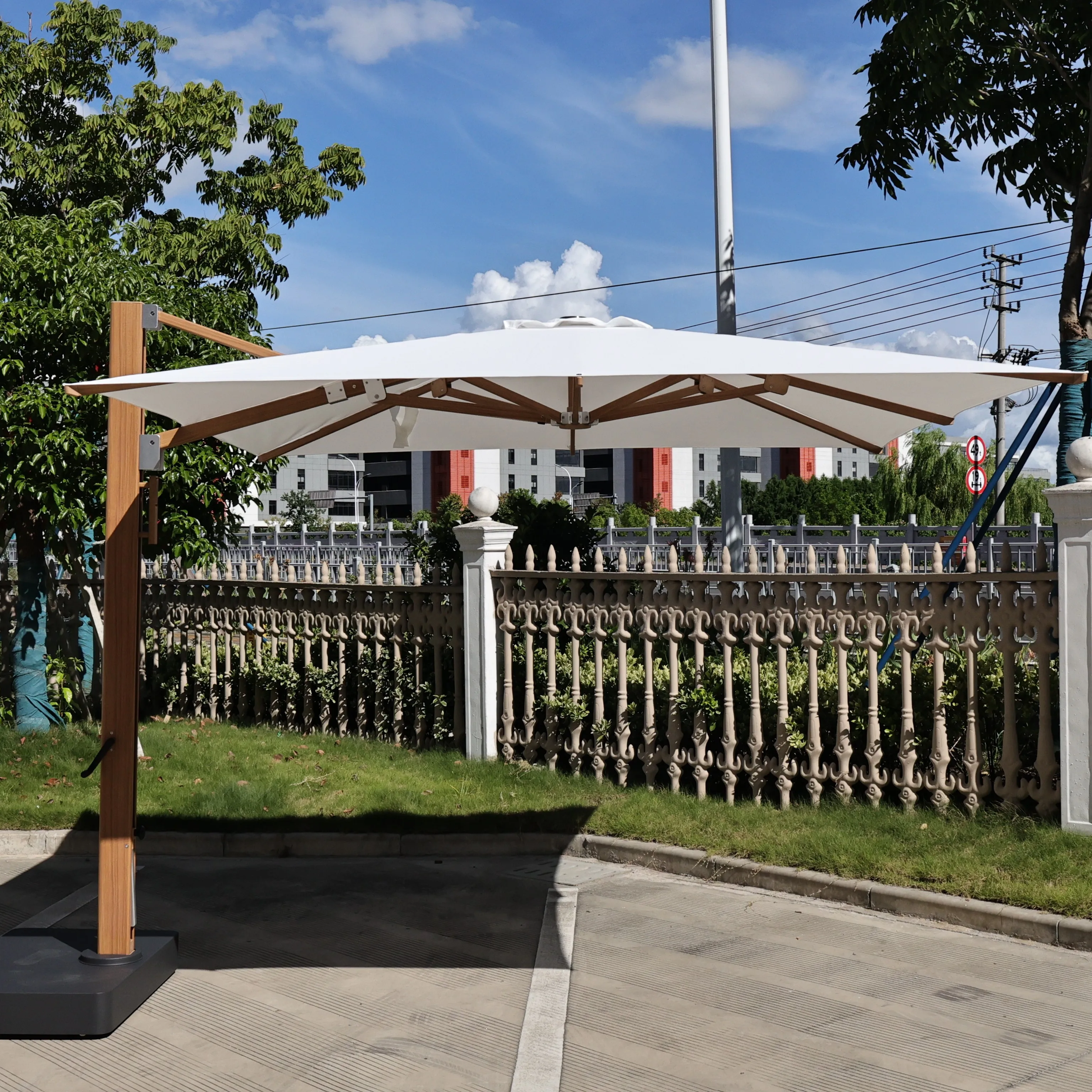 UV Protection Outdoor Garden Umbrella Modern 100% Aluminum 3*3 M Square Parasols Height Adjustment For Outdoor Furnitures