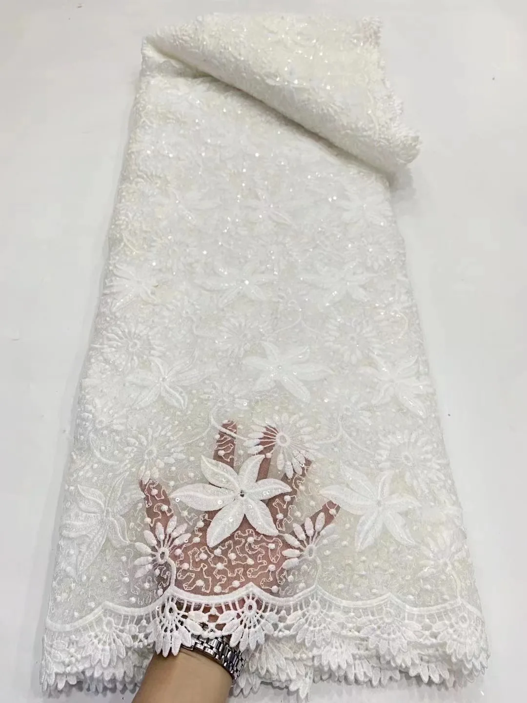 

Latest Nigerian Swiss Milk Silk Cord Lace Fabric 2022 High Quality African French Guipure Lace Fabric For Wedding Party LDP22143