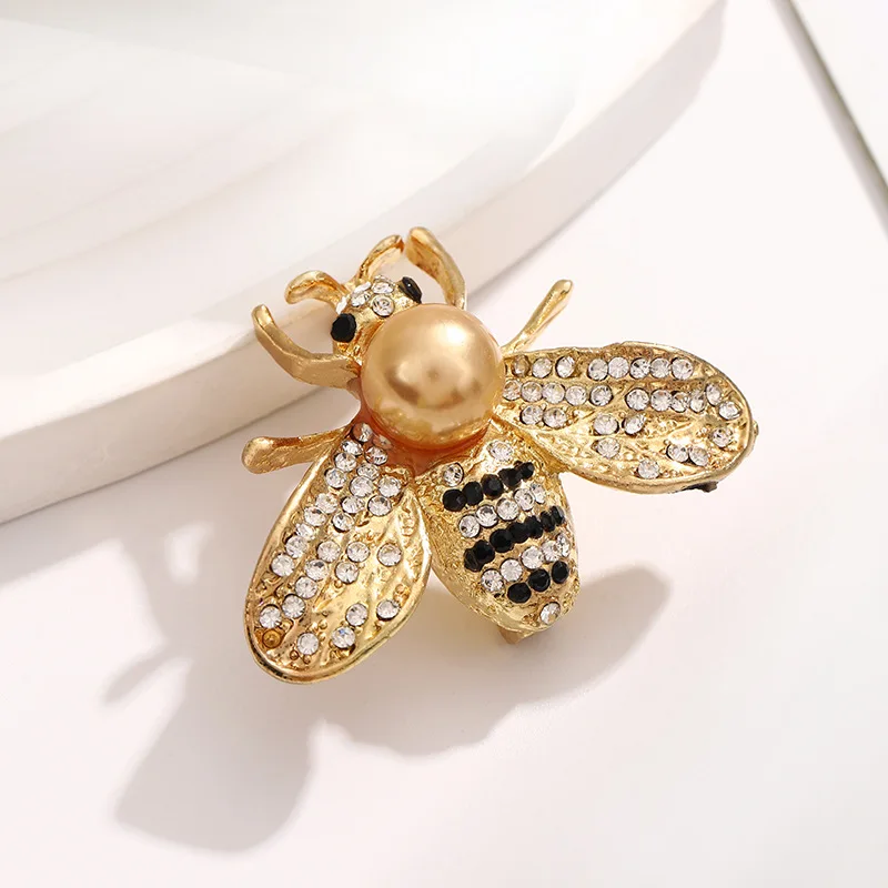 Jenamery 1PC Insect Series spilla donna Delicate Little Bee spille spilla con strass di cristallo gioielli regali per ragazza