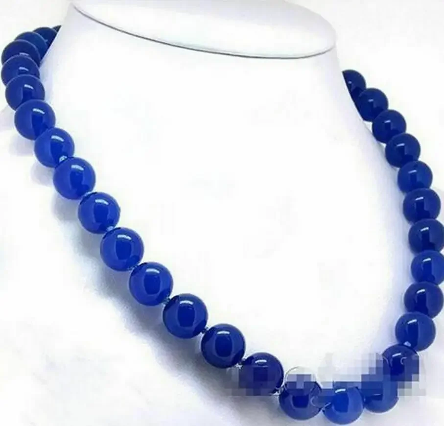 

Beautiful 12mm Natural Blue Jade Bead Necklace 18“ gem