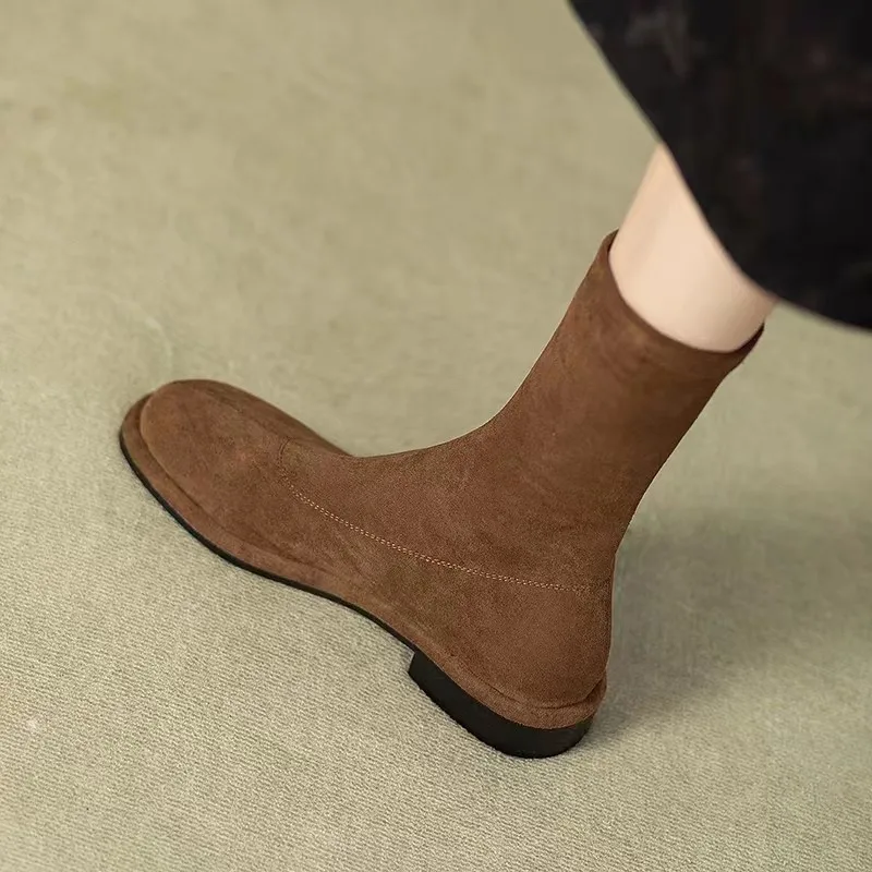 Zamszowe damskie wąskie botki modne buty wsuwane damskie eleganckie buty na obcasie krótkie botki Casual Street Style damskie botki