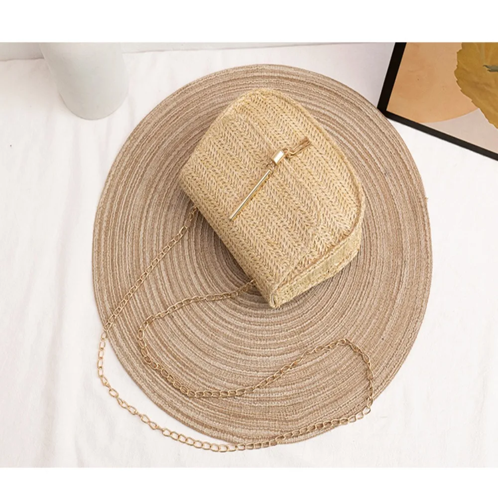 Brand new Metal Fashion Trend Woven Bag Shell Shape Straw Chain Phone Bag Chain Shell Women's Bag Women